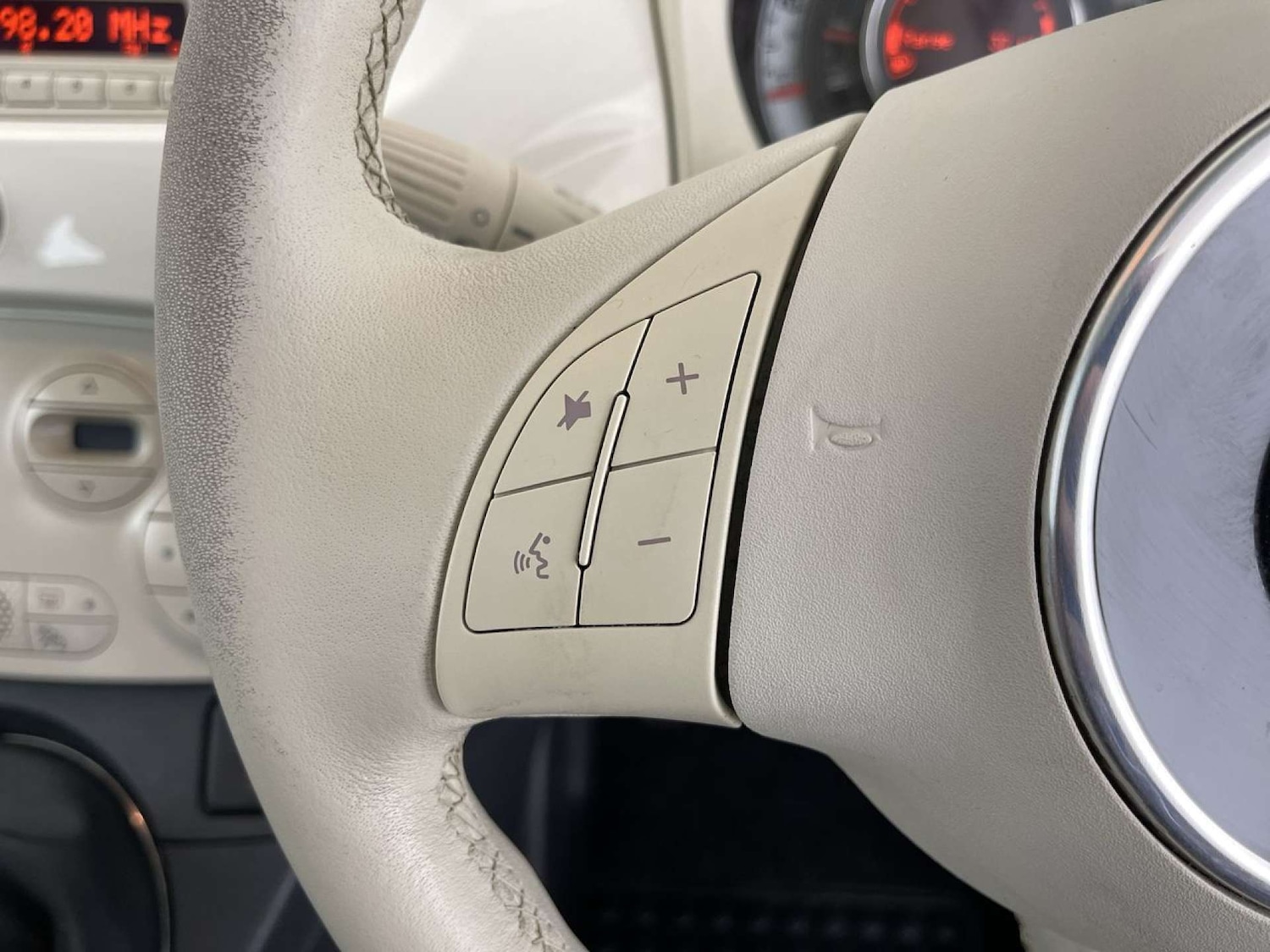 Used Fiat 500 2015 for sale - 76384176: Photo 46