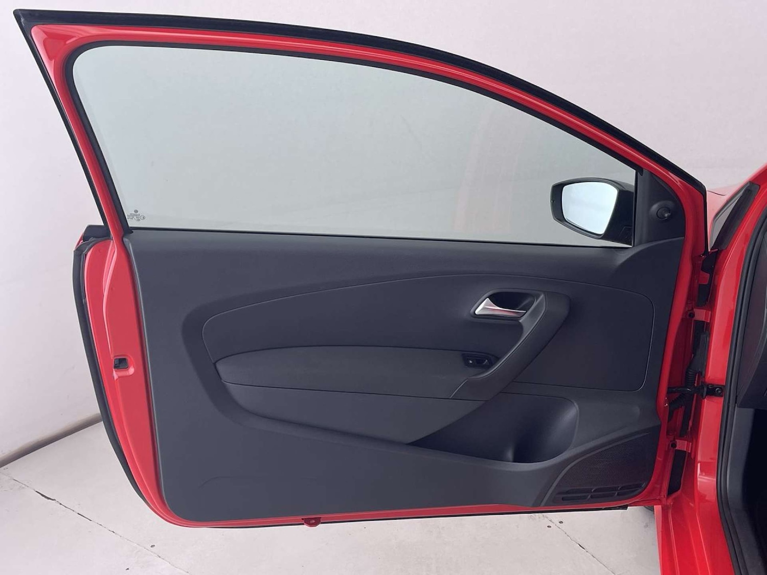 Used Volkswagen Polo 2011 for sale - 76547258: Photo 27