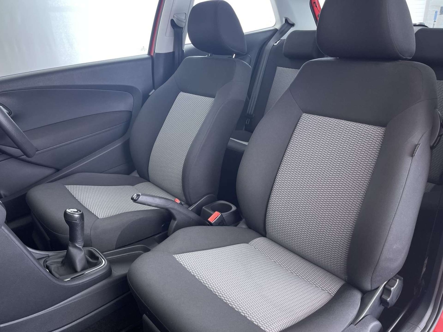 Used Volkswagen Polo 2011 for sale - 76547258: Photo 29