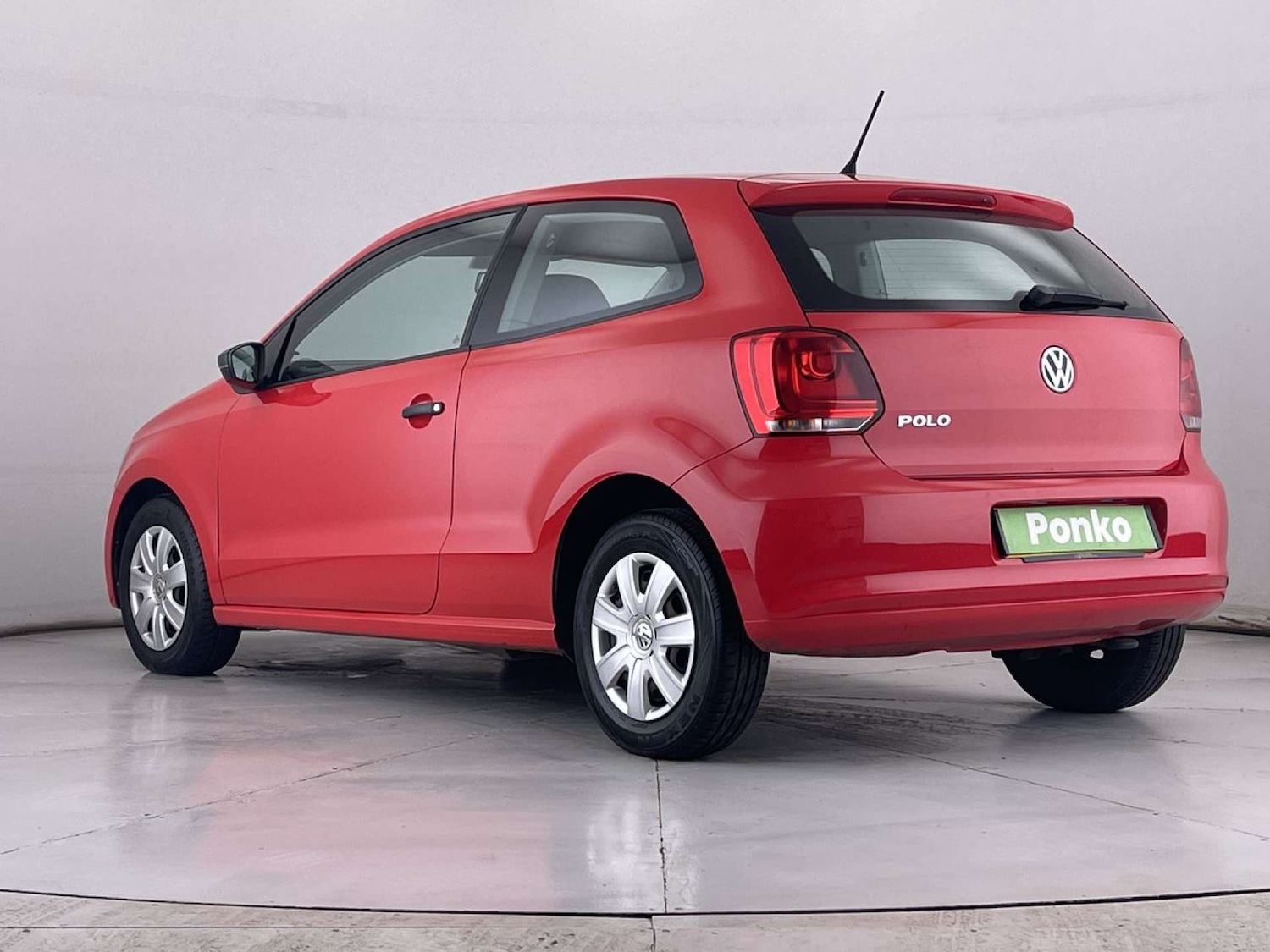 Used Volkswagen Polo 2011 for sale - 76547258: Photo 3