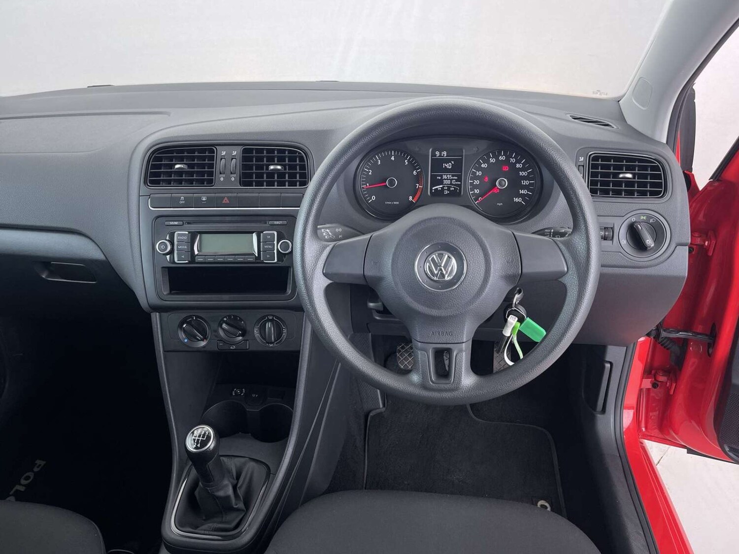 Used Volkswagen Polo 2011 for sale - 76547258: Photo 33