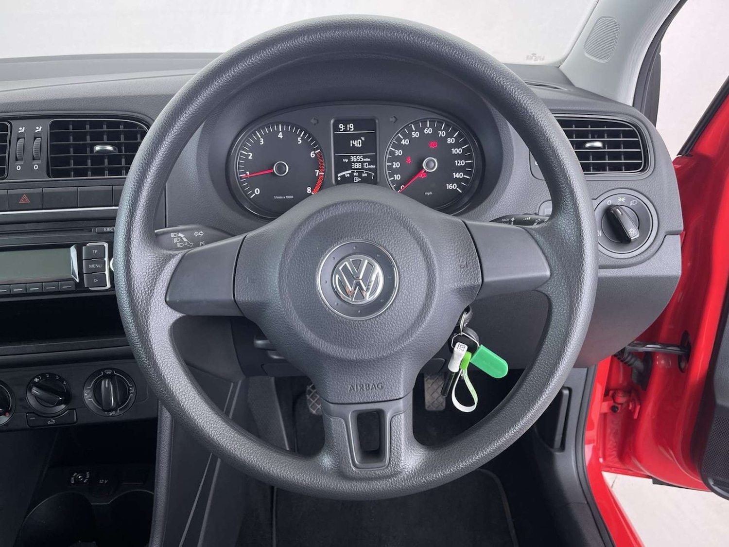 Used Volkswagen Polo 2011 for sale - 76547258: Photo 34