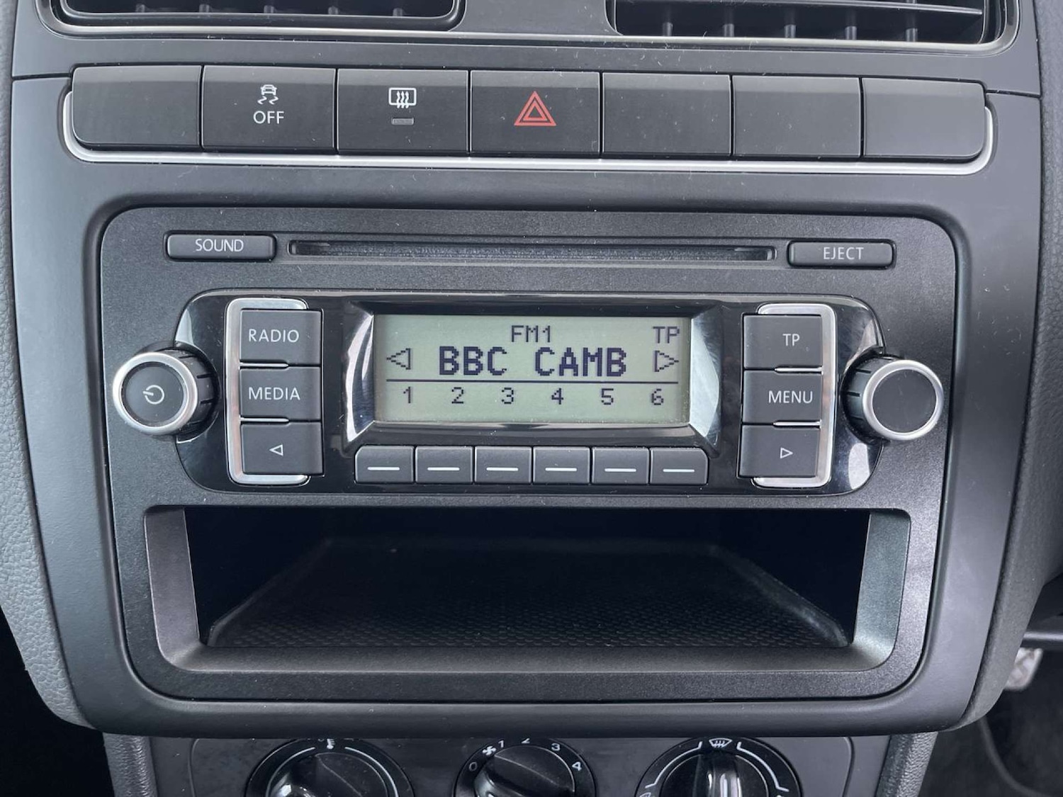 Used Volkswagen Polo 2011 for sale - 76547258: Photo 38