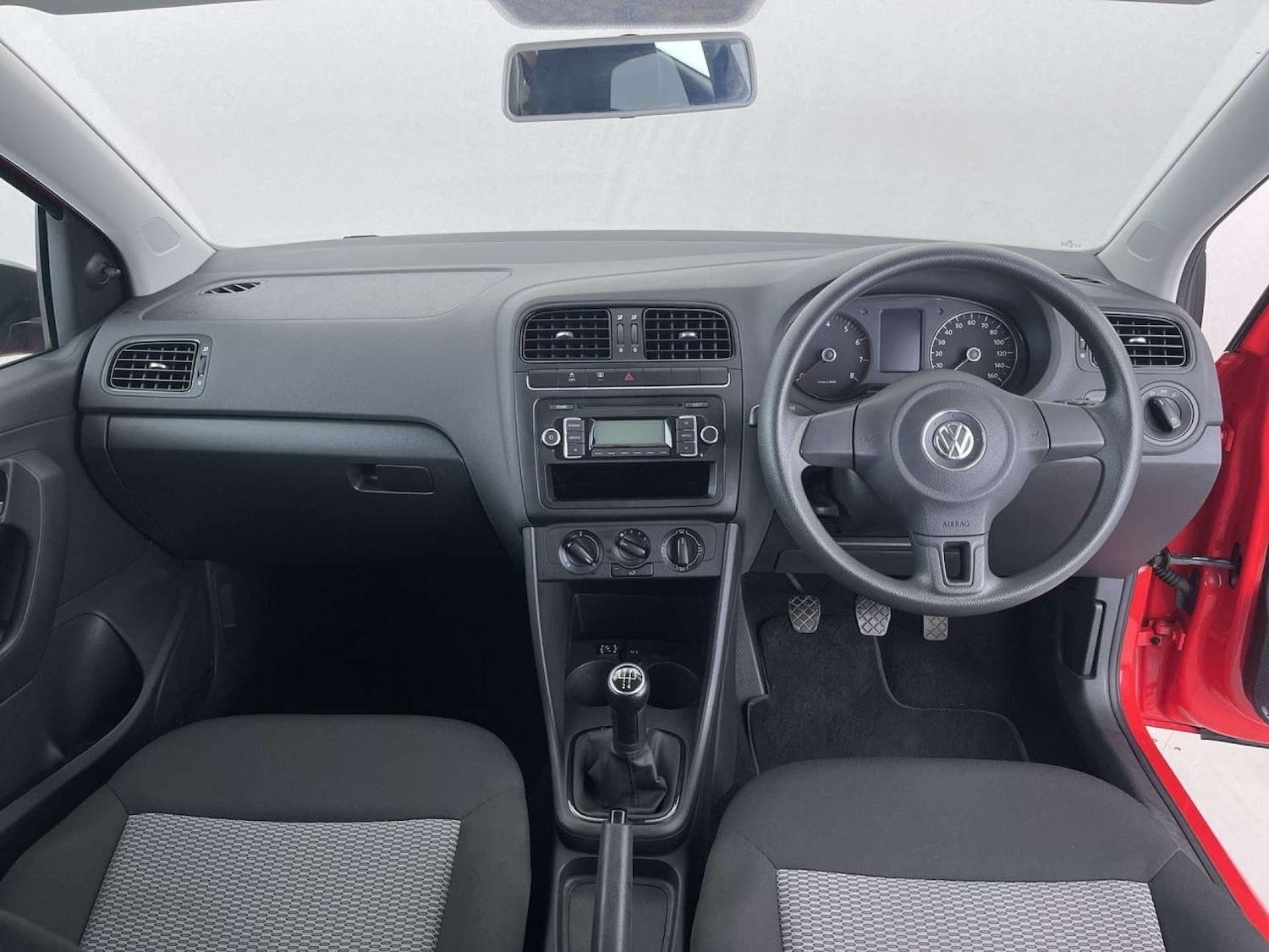Used Volkswagen Polo 2011 for sale - 76547258: Photo 8