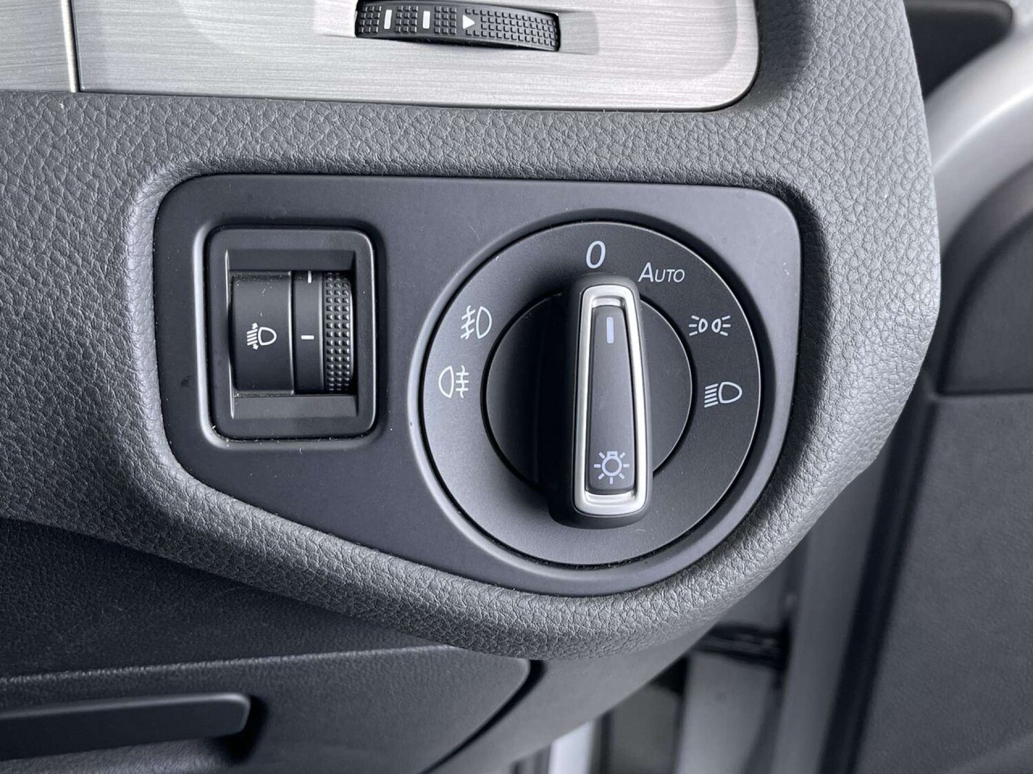 Used Volkswagen Golf 2015 for sale - 76280370: Photo 46