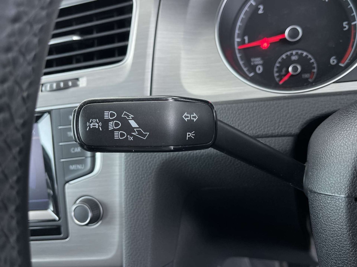Used Volkswagen Golf 2015 for sale - 76280370: Photo 50