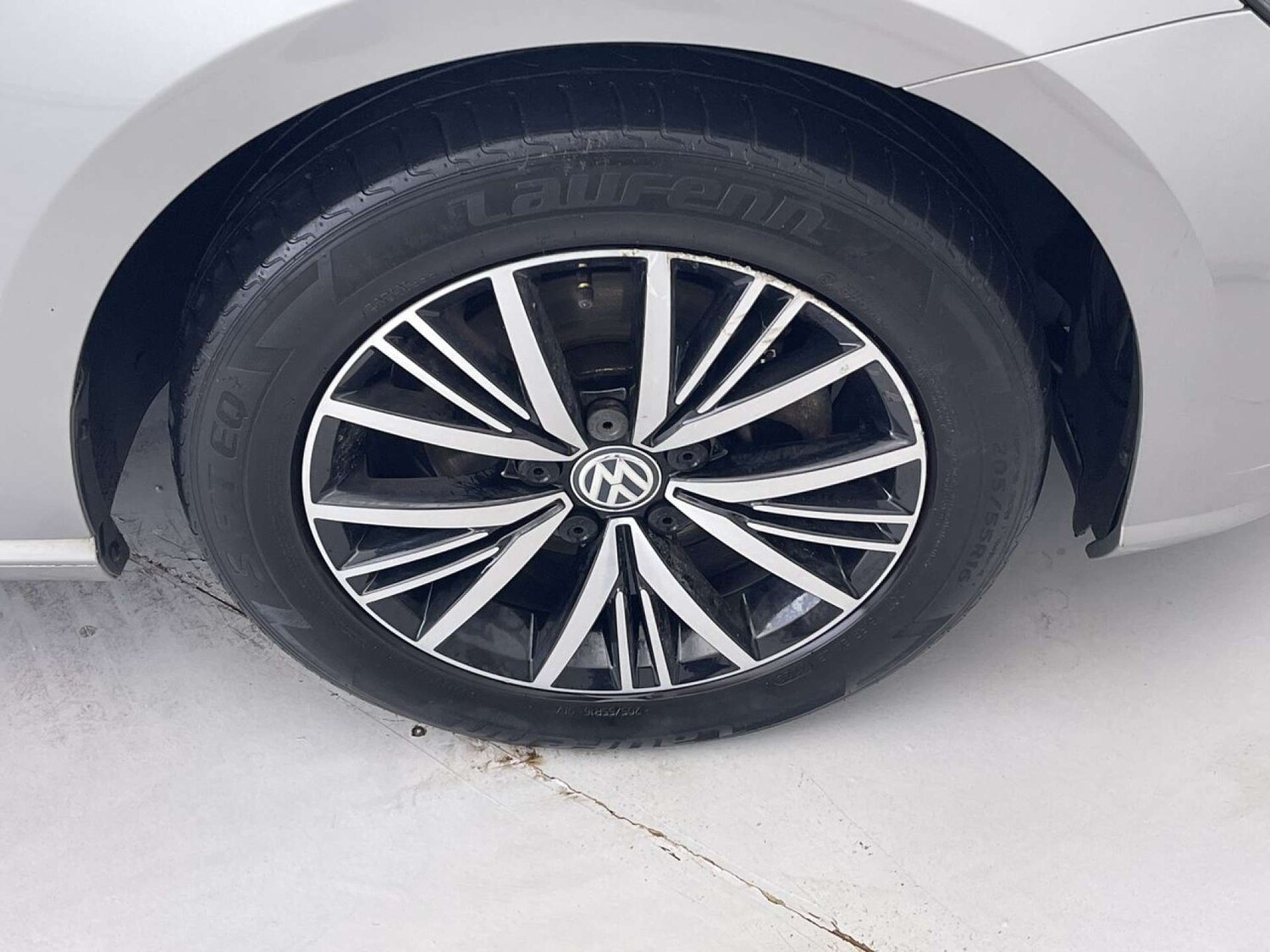 Used Volkswagen Golf 2018 for sale - 76556032: Photo 24