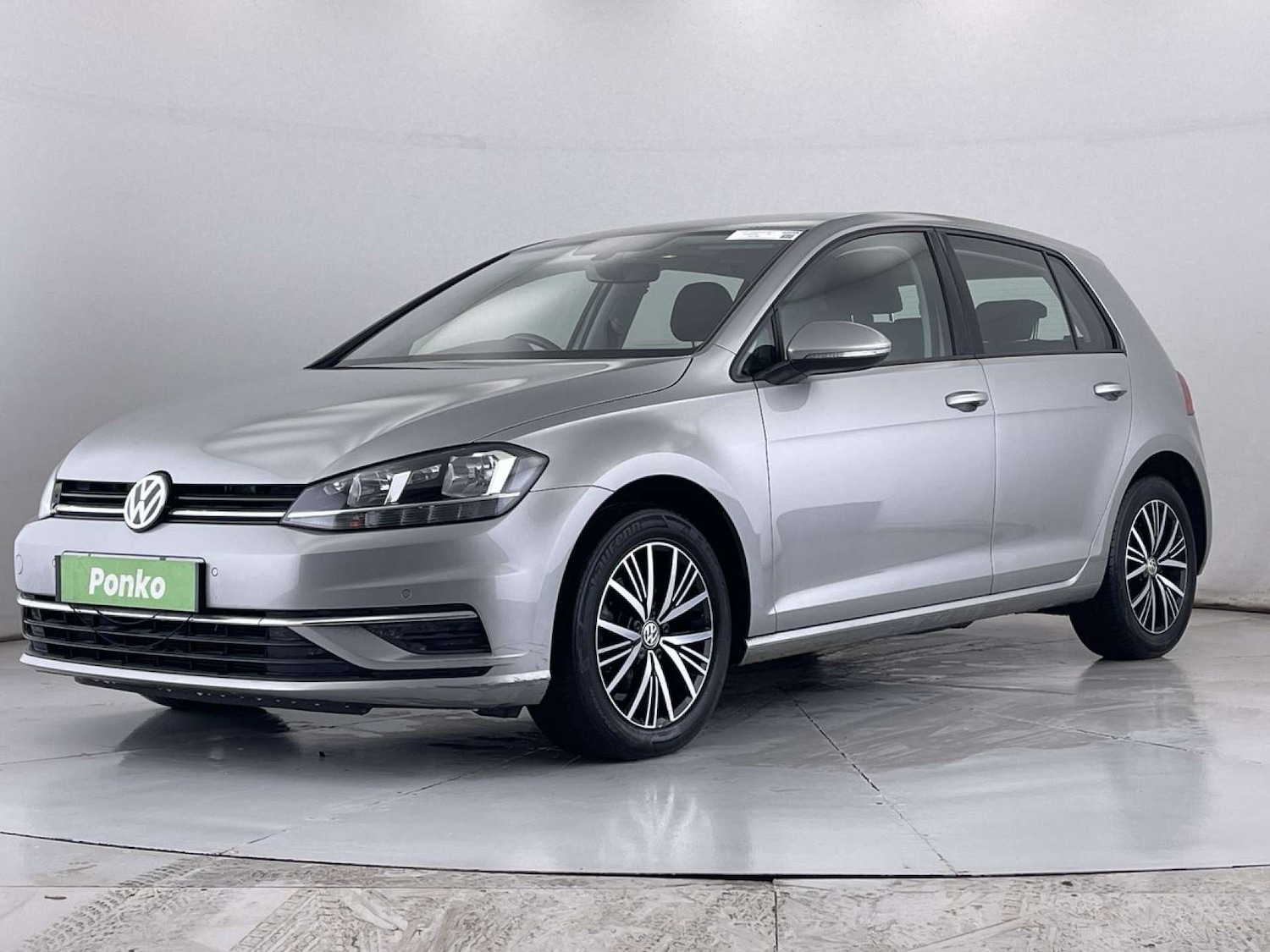 Used Volkswagen Golf 2018 for sale - 76556032: Photo 4