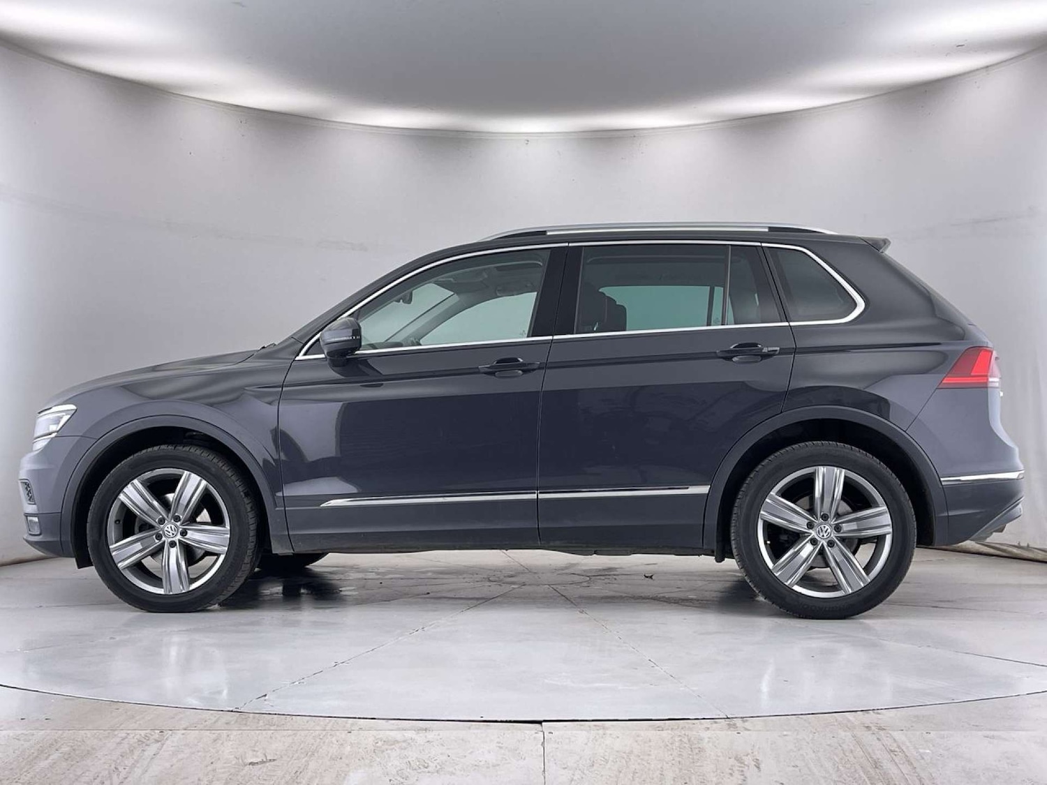 Used Volkswagen Tiguan 2018 for sale - 77782087: Photo 16