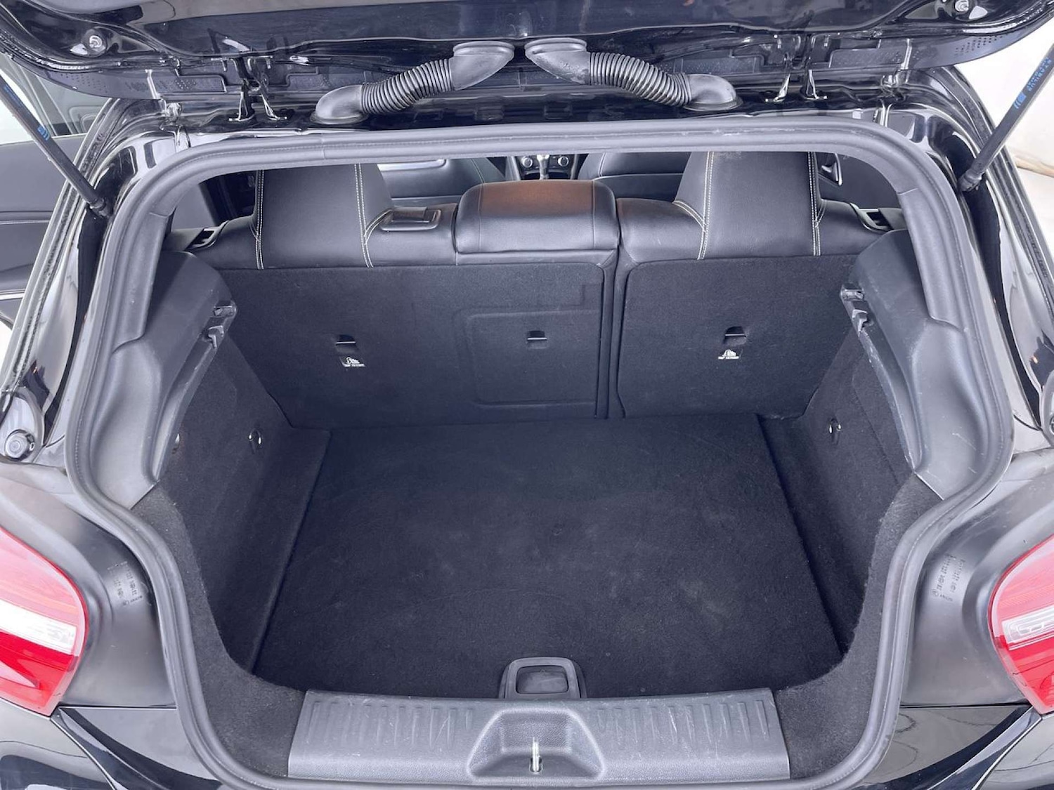 Used Mercedes-Benz A-Class 2015 for sale - 76333109: Photo 10