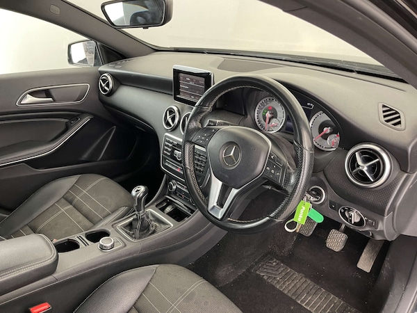 Used Mercedes-Benz A-Class 2015 for sale - 76333109: Photo 11