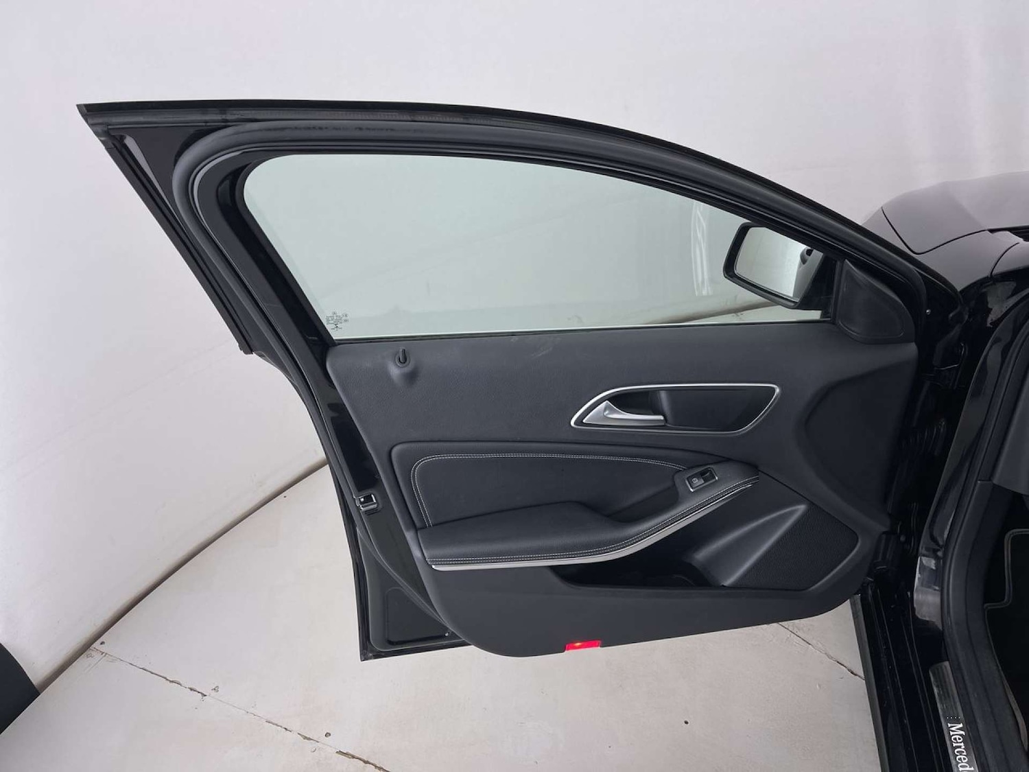 Used Mercedes-Benz A-Class 2015 for sale - 76333109: Photo 27