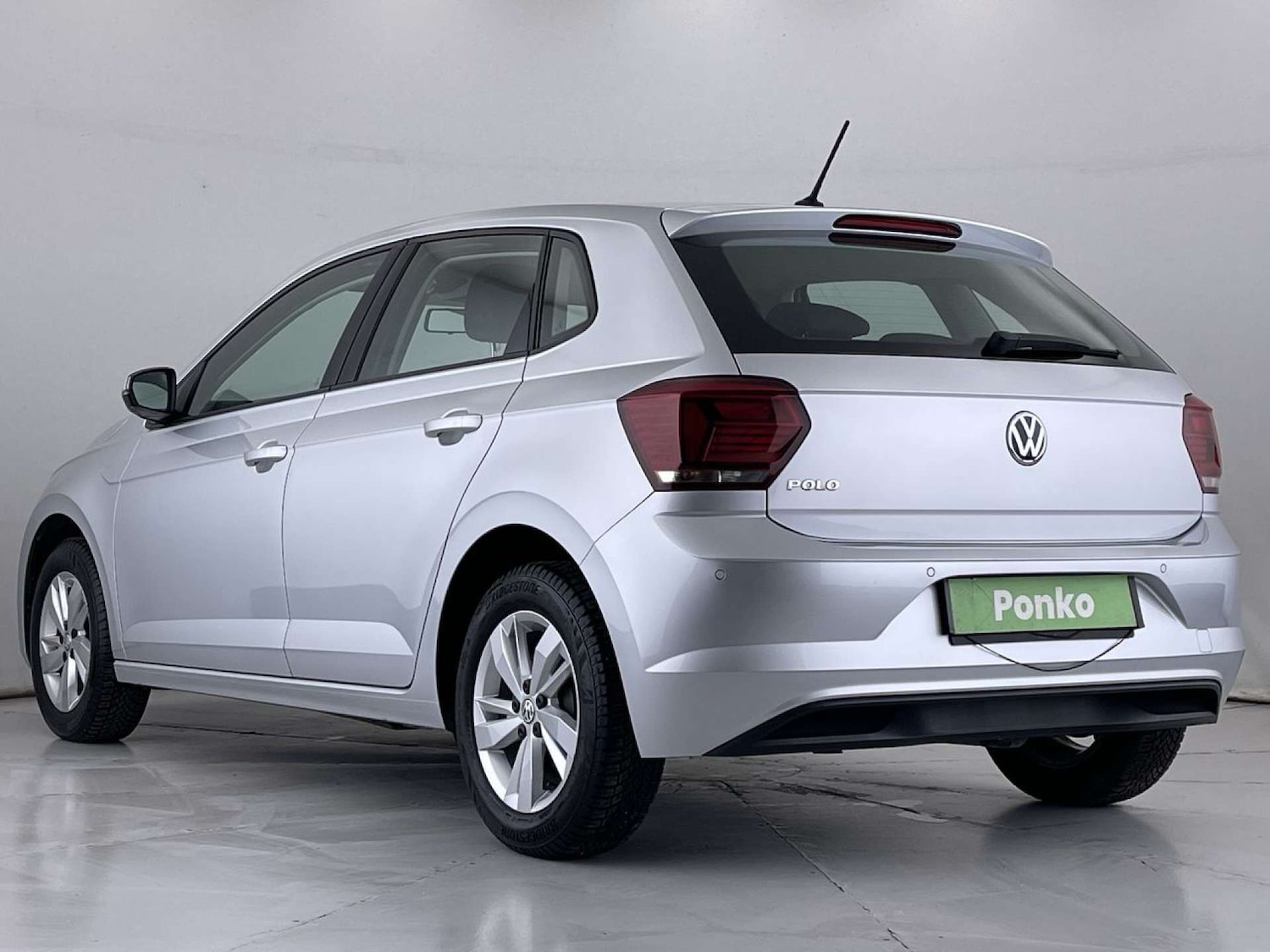 Used Volkswagen Polo 2018 for sale - 76602152: Photo 3