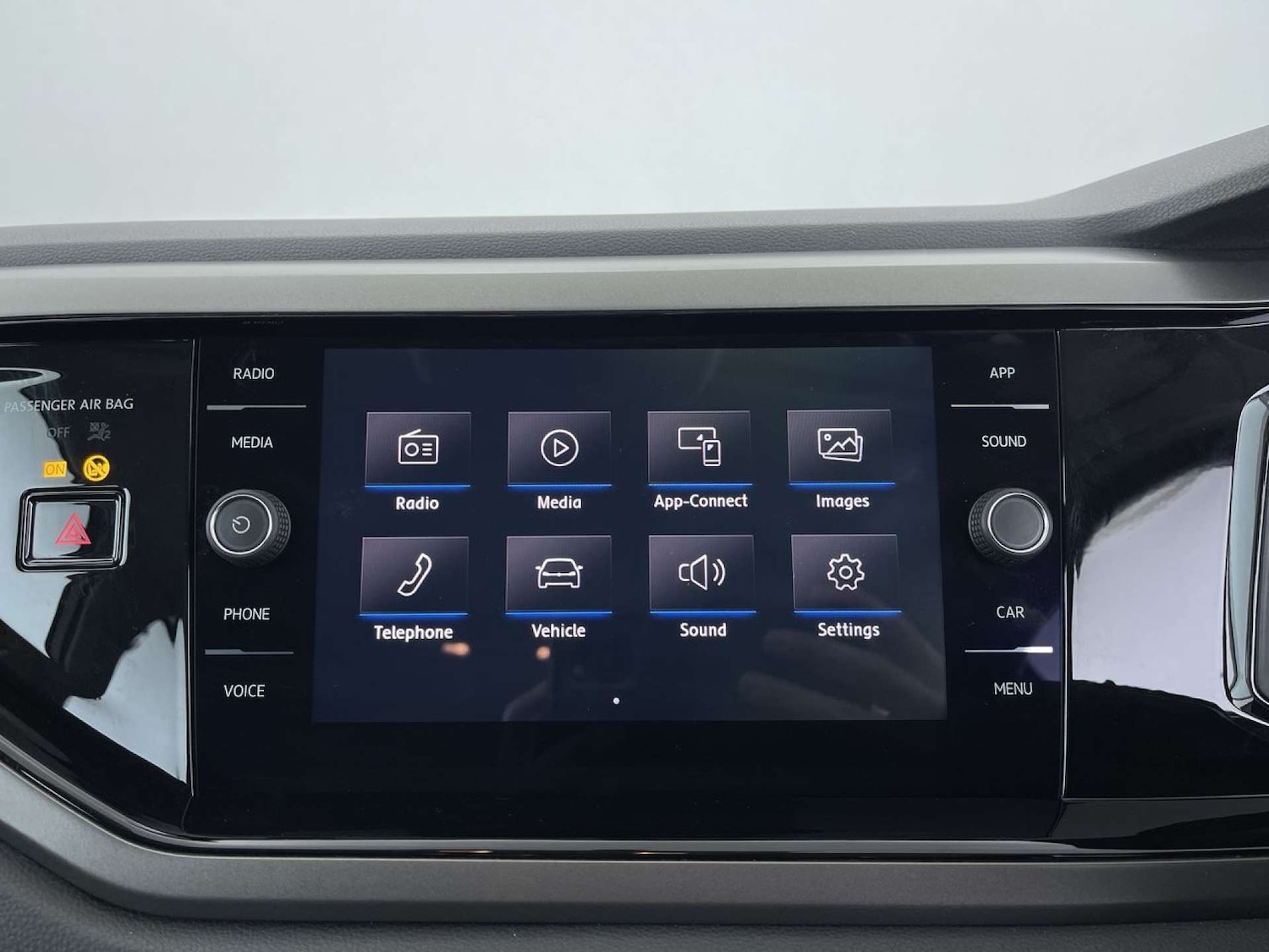 Used Volkswagen Polo 2018 for sale - 76602152: Photo 40