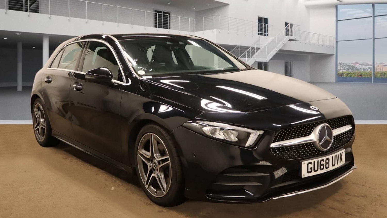 Used Mercedes-Benz A-Class 2018 for sale - 77963151: Photo 1