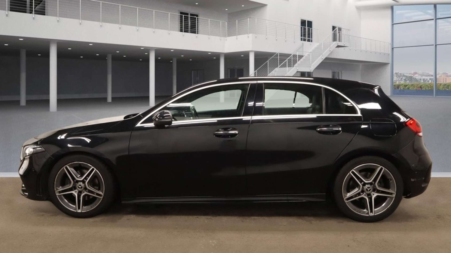 Used Mercedes-Benz A-Class 2018 for sale - 77963151: Photo 6