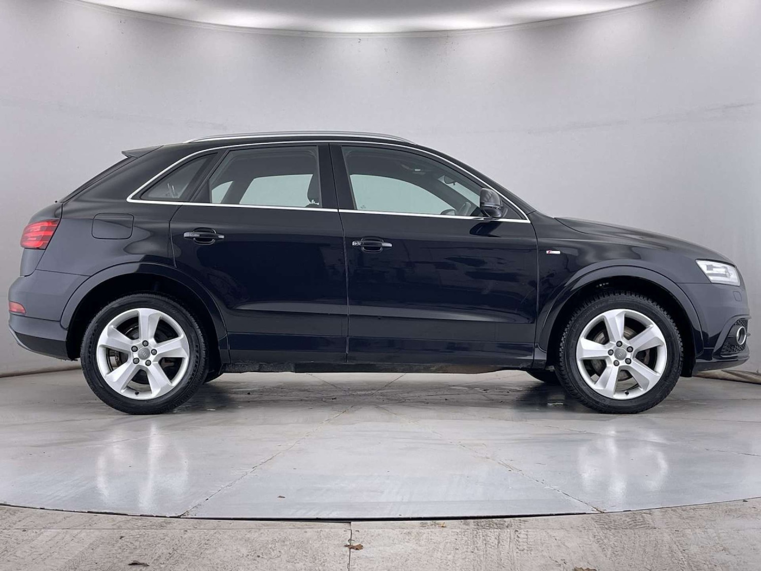 Used Audi Q3 2013 for sale - 76625869: Photo 15