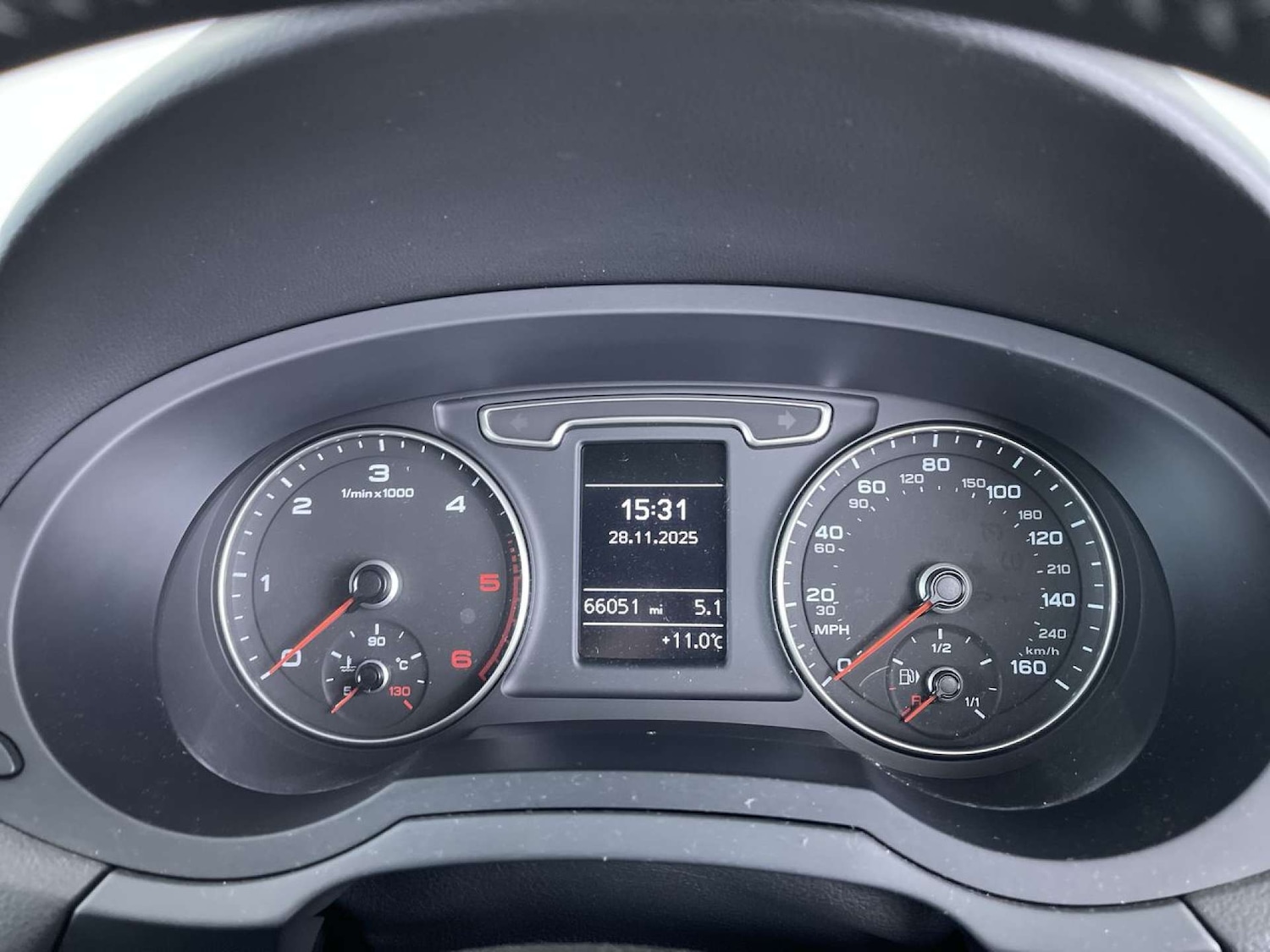 Used Audi Q3 2013 for sale - 76625869: Photo 38