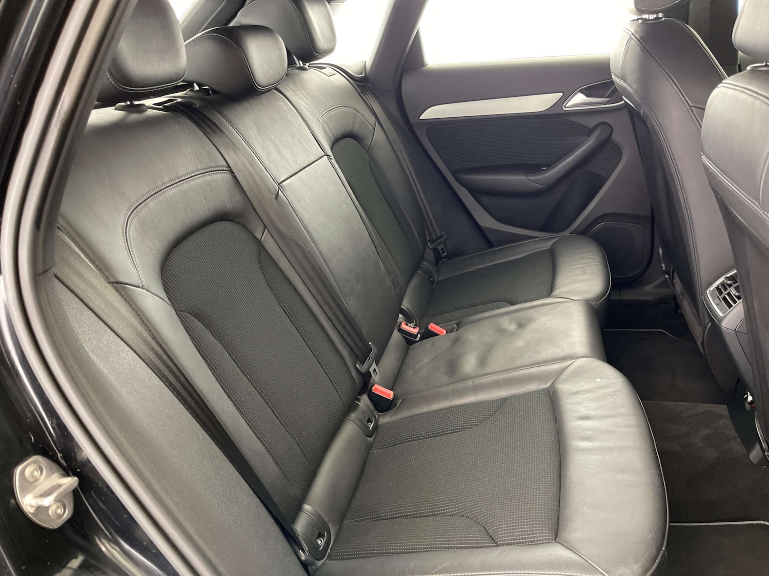 Used Audi Q3 2013 for sale - 76625869: Photo 9