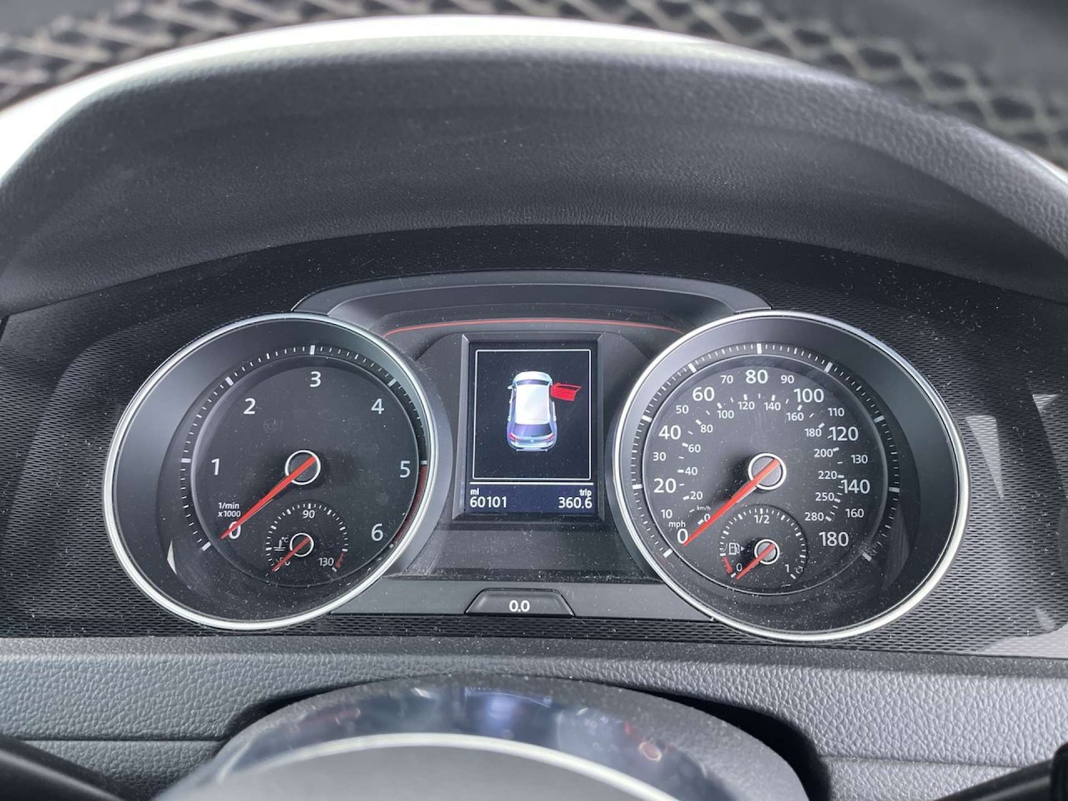 Used Volkswagen Golf 2016 for sale - 76829875: Photo 39