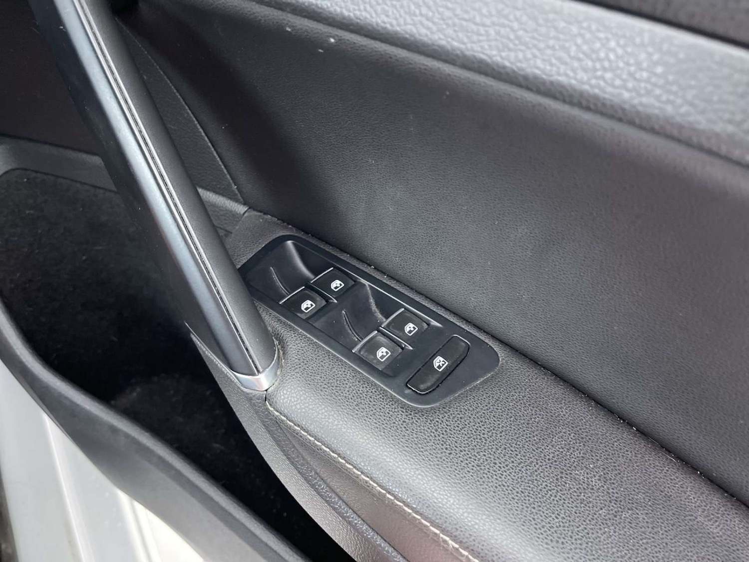 Used Volkswagen Golf 2016 for sale - 76829875: Photo 51