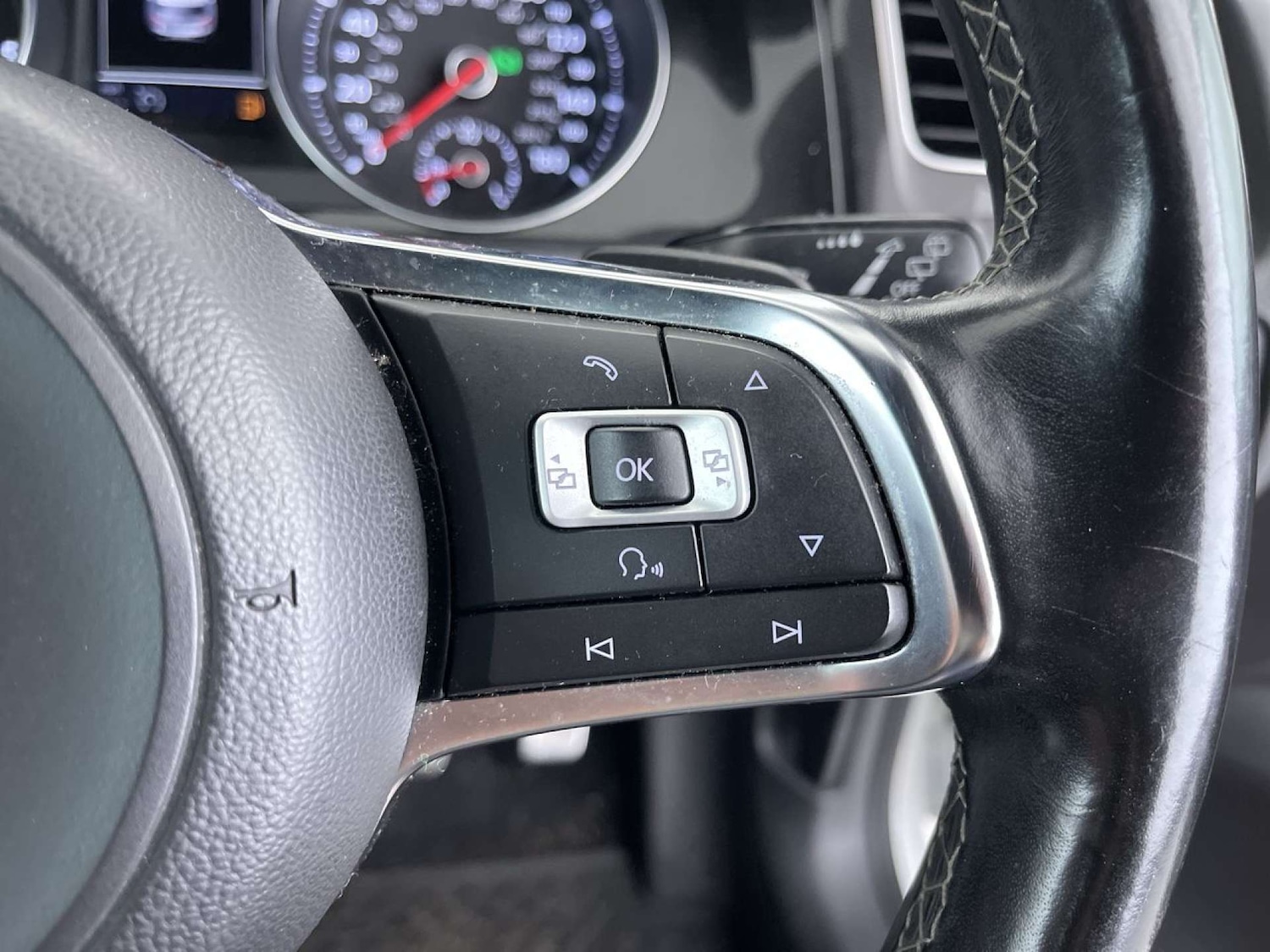 Used Volkswagen Golf 2016 for sale - 76829875: Photo 53