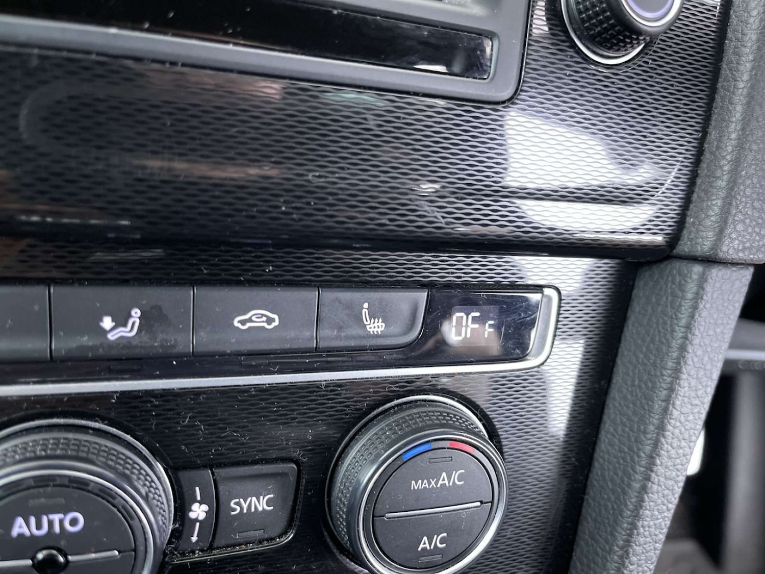 Used Volkswagen Golf 2016 for sale - 76829875: Photo 56