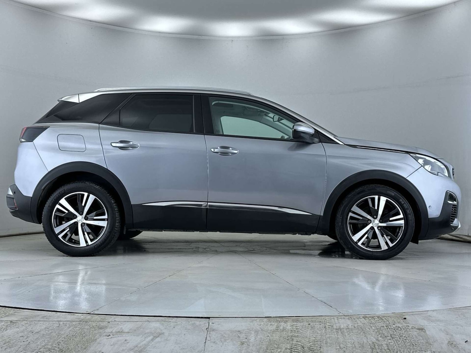 Used Peugeot 3008 2017 for sale - 77469835: Photo 15