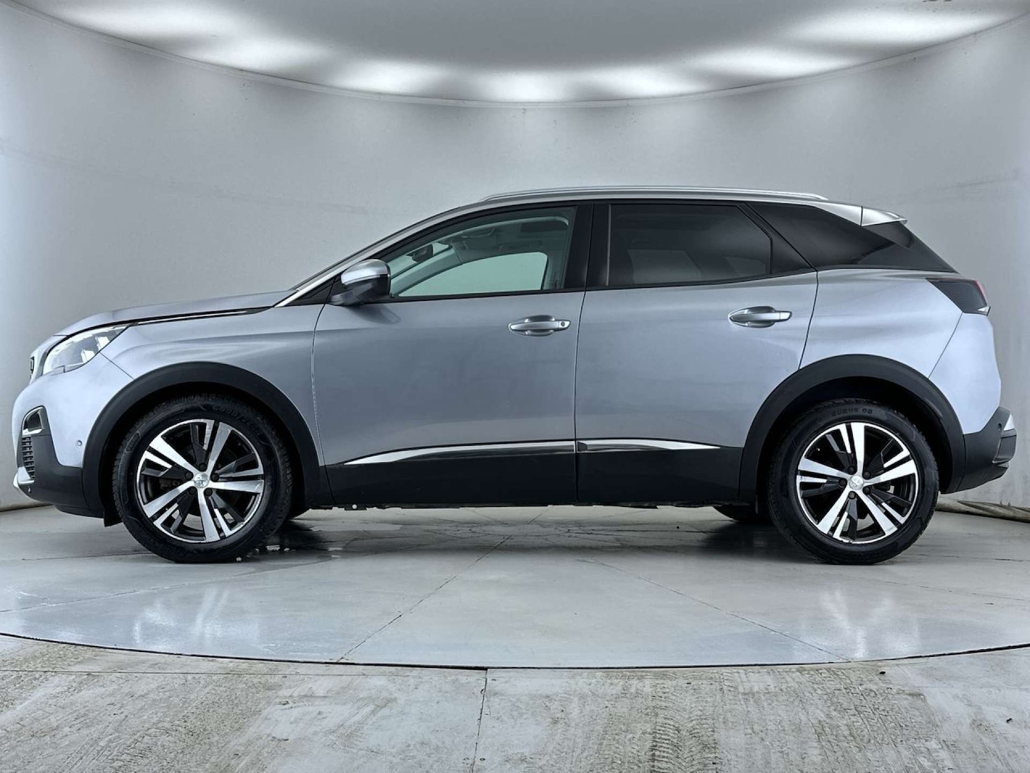 Used Peugeot 3008 2017 for sale - 77469835: Photo 16