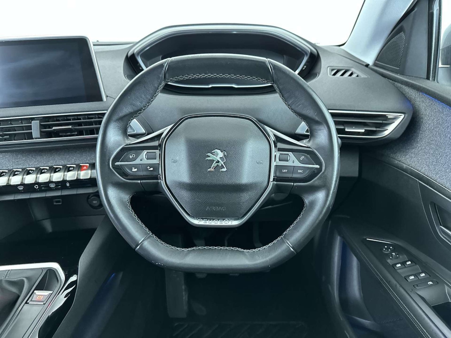 Used Peugeot 3008 2017 for sale - 77469835: Photo 36