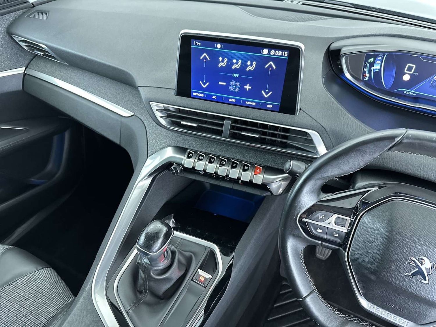 Used Peugeot 3008 2017 for sale - 77469835: Photo 46