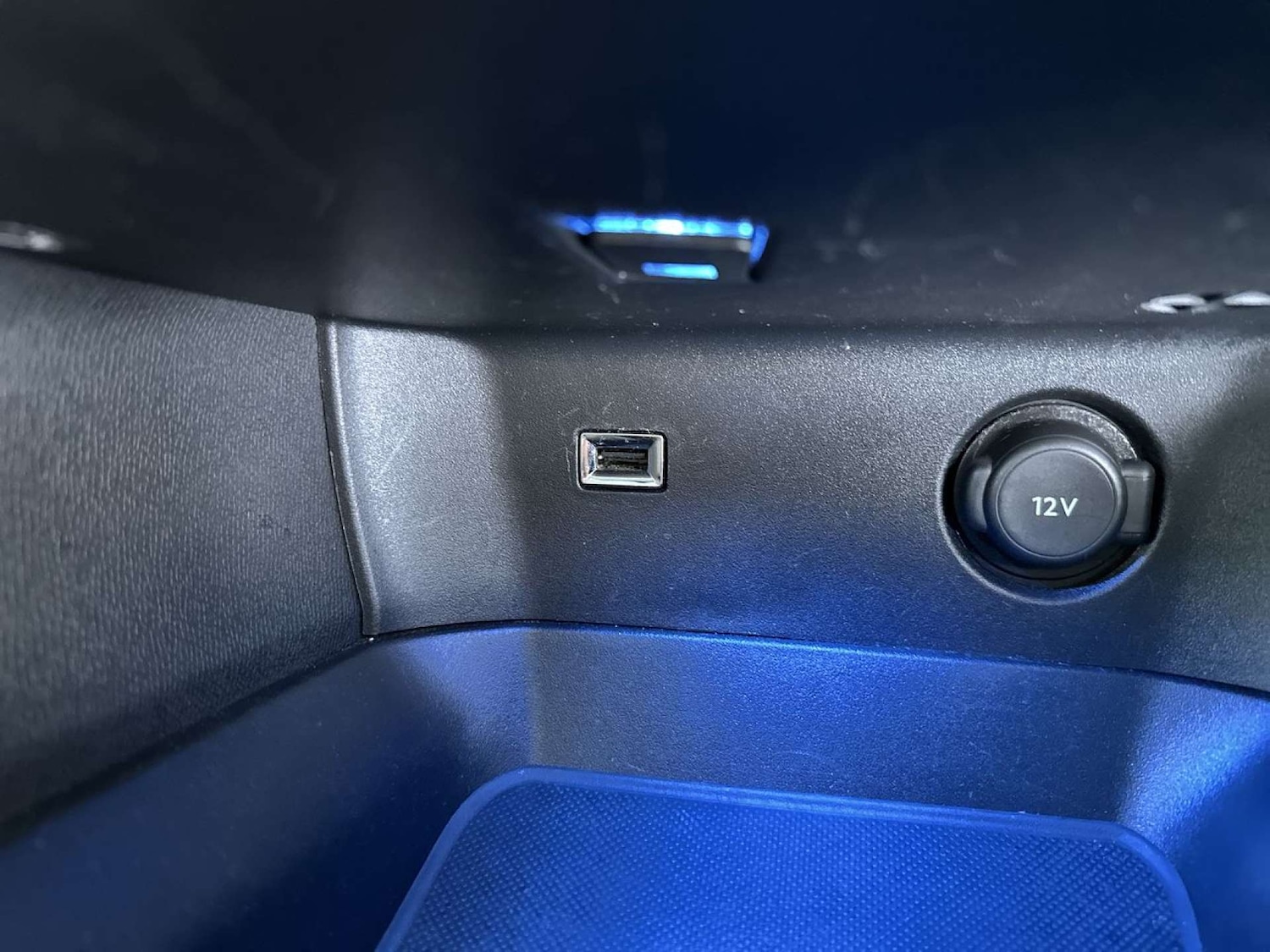 Used Peugeot 3008 2017 for sale - 77469835: Photo 47