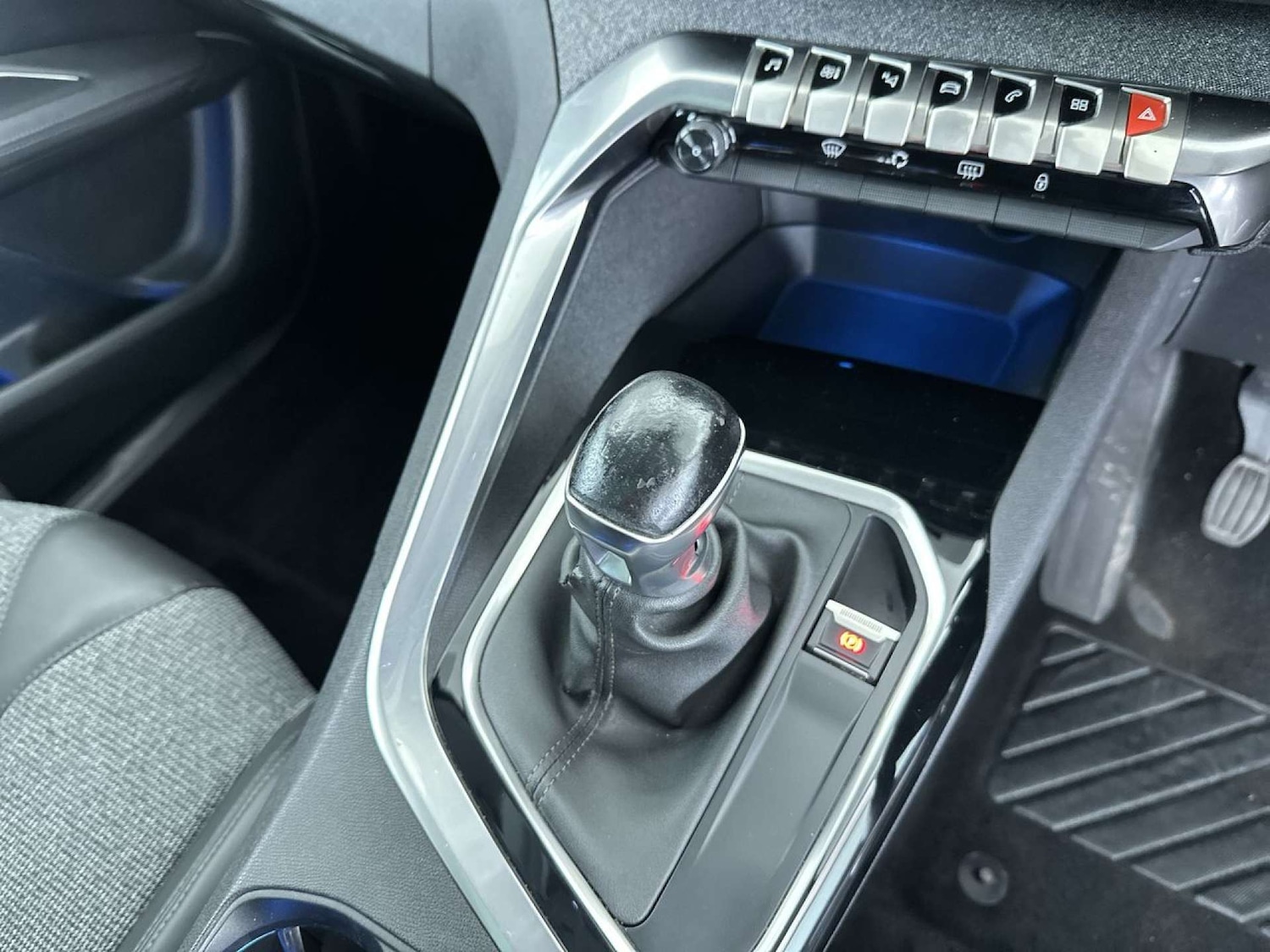 Used Peugeot 3008 2017 for sale - 77469835: Photo 48