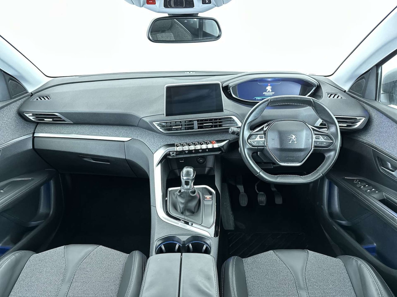 Used Peugeot 3008 2017 for sale - 77469835: Photo 8