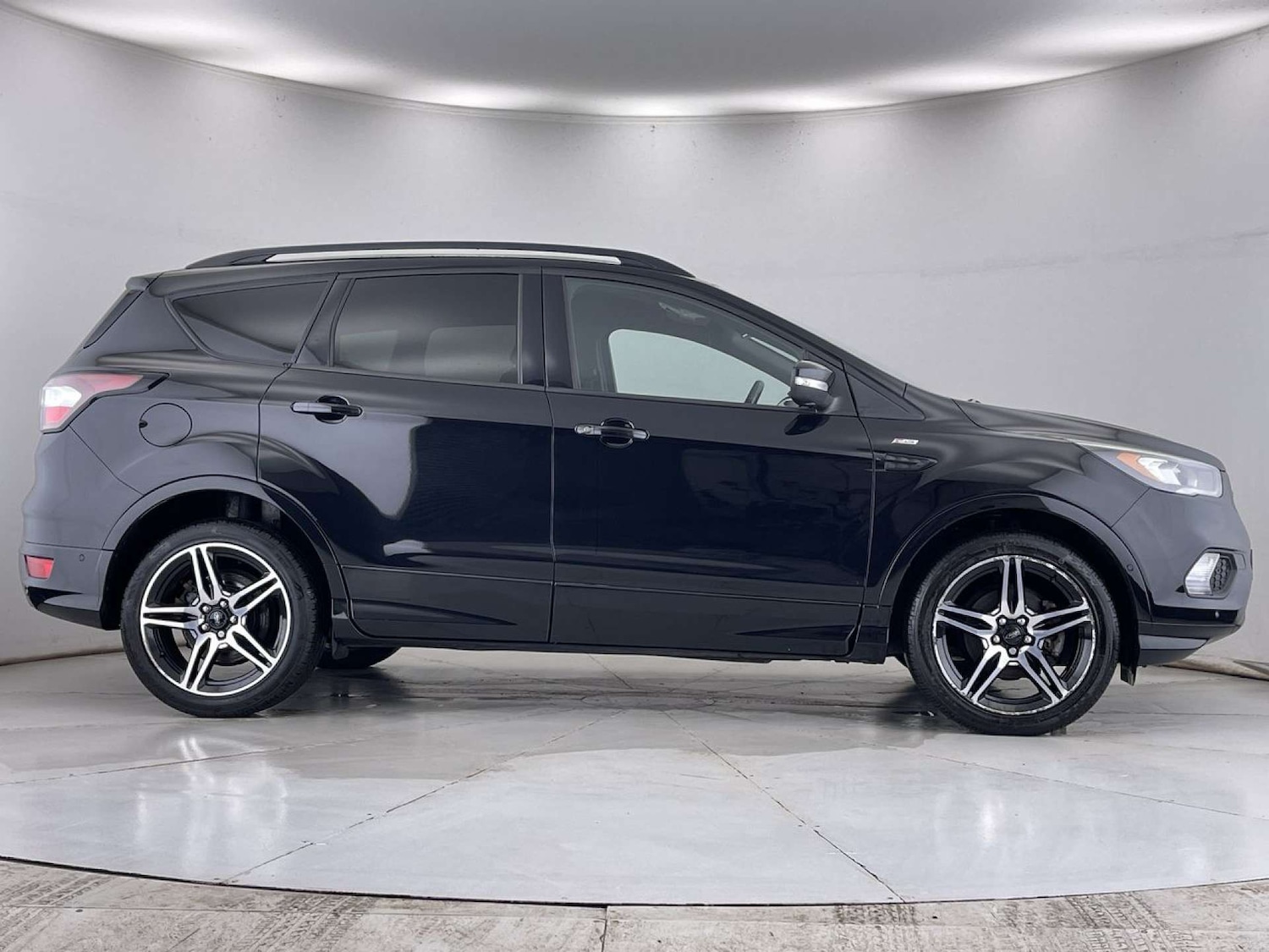 Used Ford Kuga 2017 for sale - 76602007: Photo 15