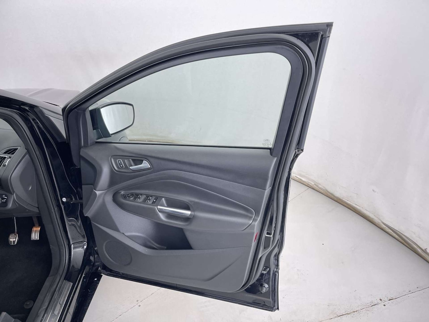 Used Ford Kuga 2017 for sale - 76602007: Photo 29