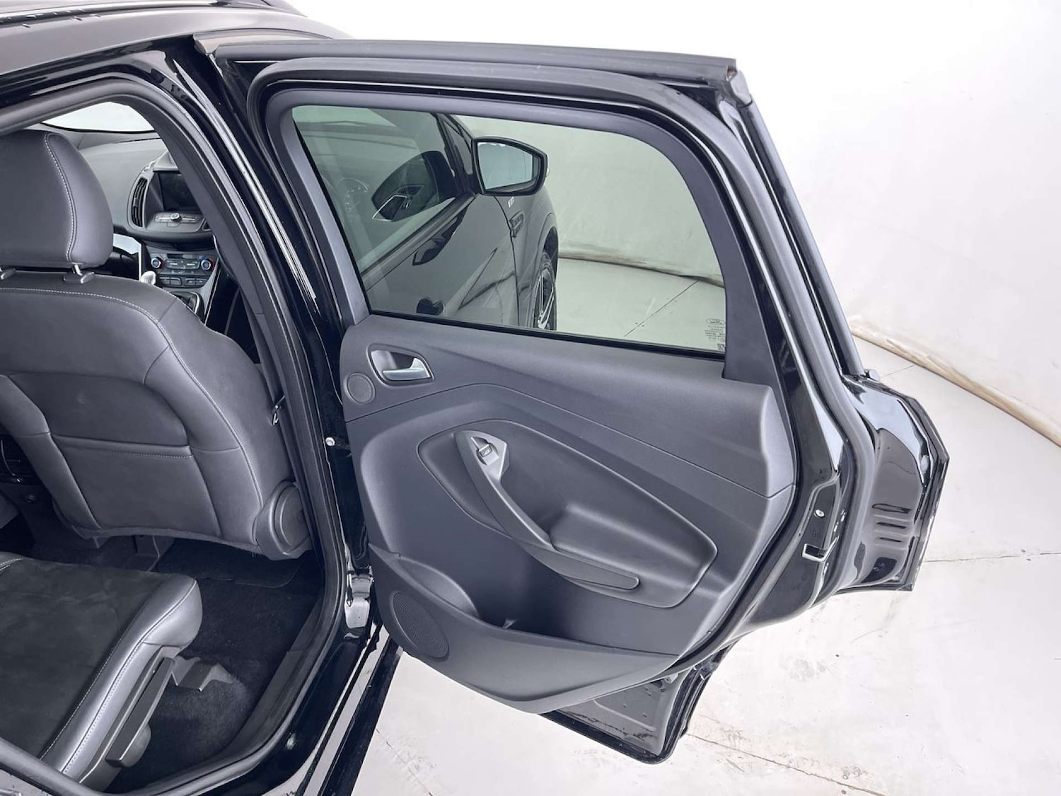 Used Ford Kuga 2017 for sale - 76602007: Photo 30