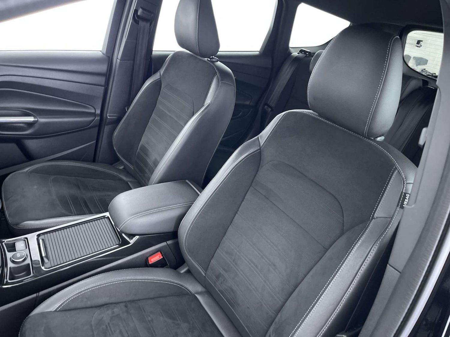 Used Ford Kuga 2017 for sale - 76602007: Photo 31