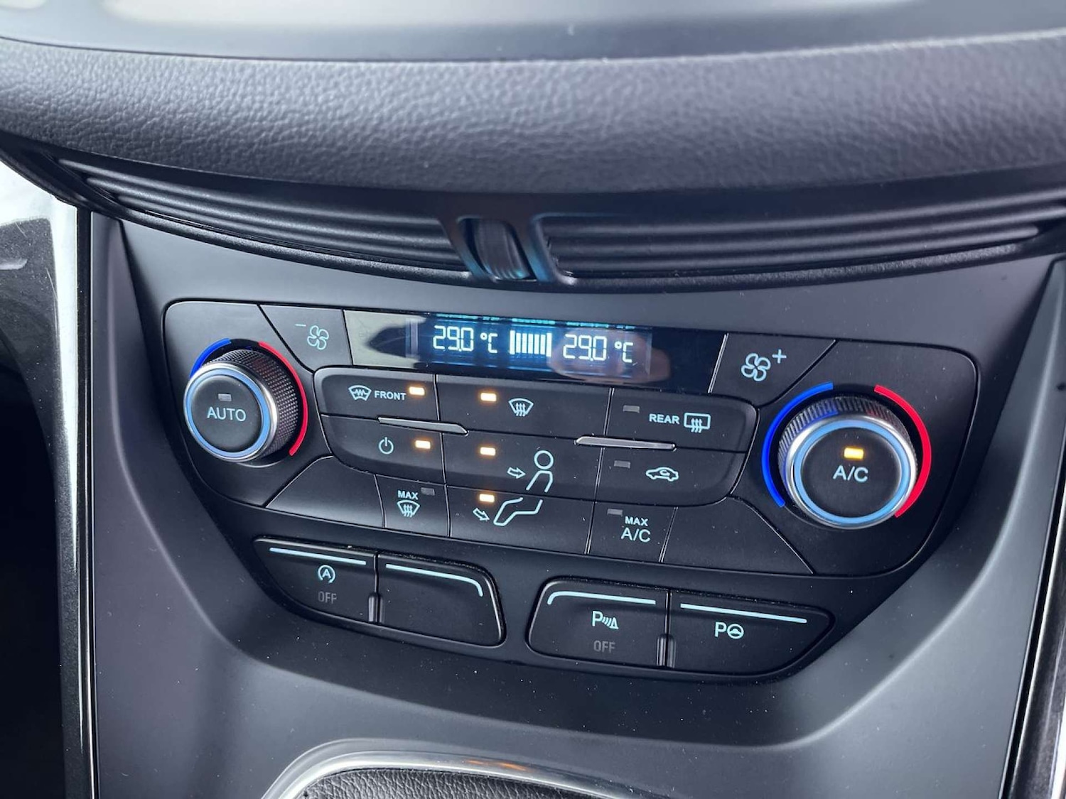 Used Ford Kuga 2017 for sale - 76602007: Photo 45