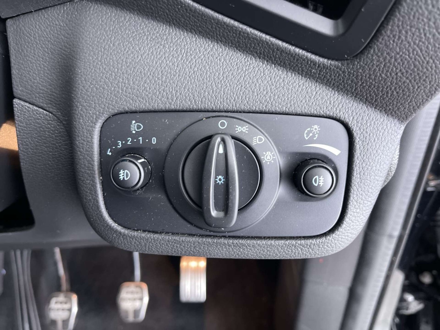 Used Ford Kuga 2017 for sale - 76602007: Photo 50