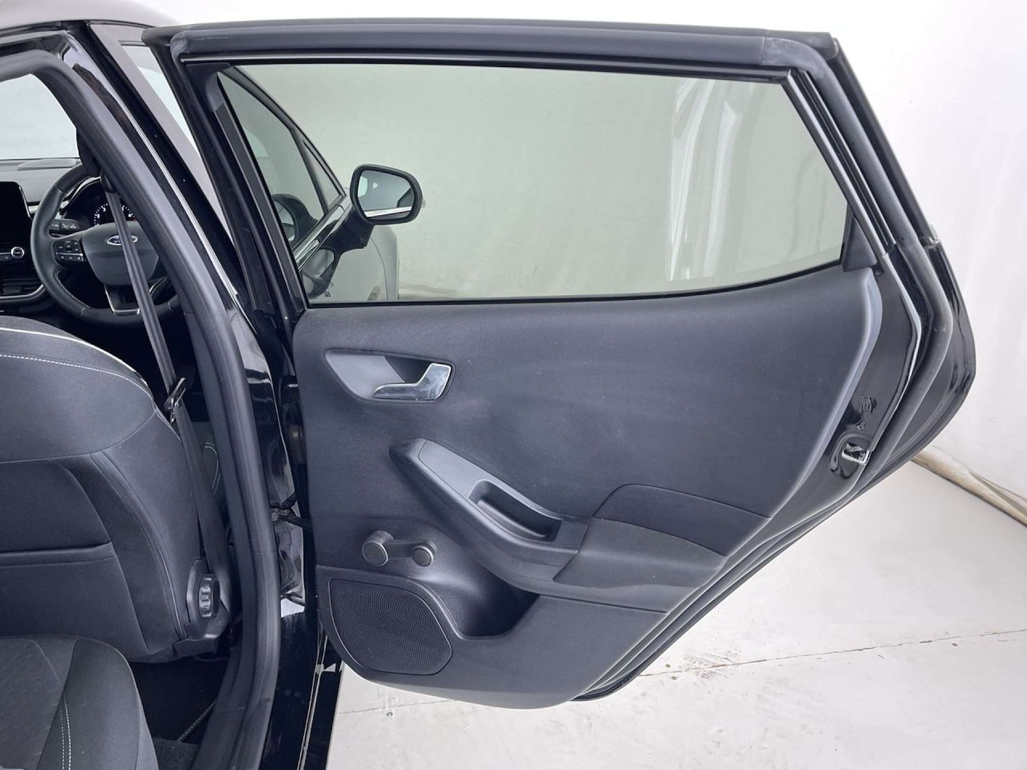 Used Ford Fiesta 2018 for sale - 76651342: Photo 30