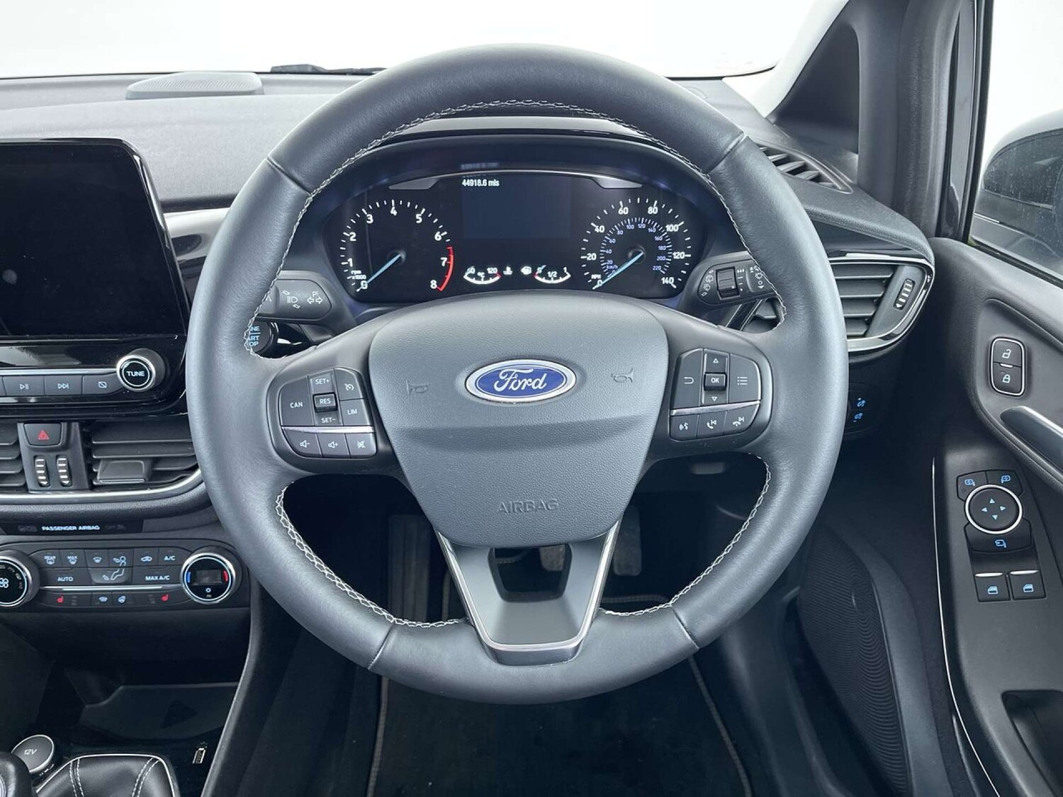 Used Ford Fiesta 2018 for sale - 76651342: Photo 36