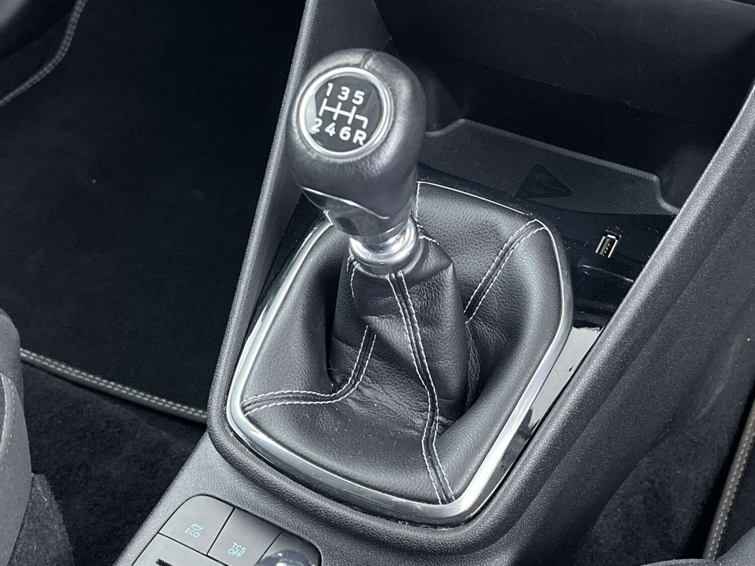 Used Ford Fiesta 2018 for sale - 76651342: Photo 47