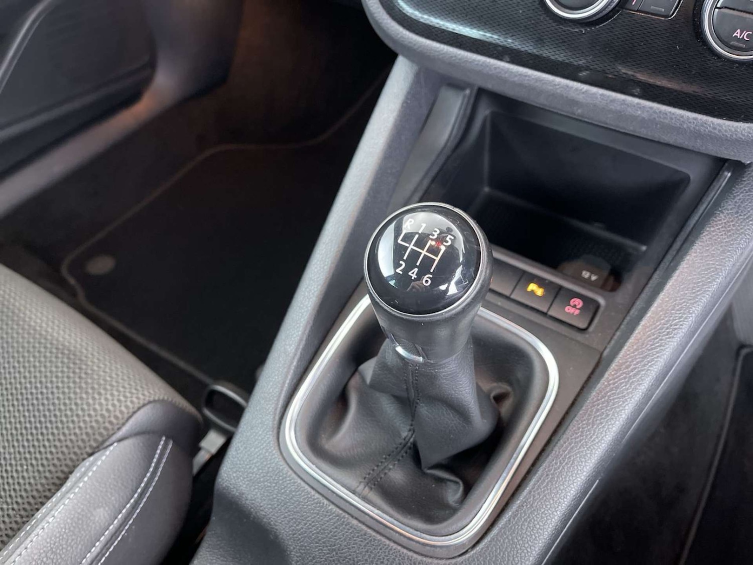 Used Volkswagen Scirocco 2016 for sale - 76404387: Photo 44