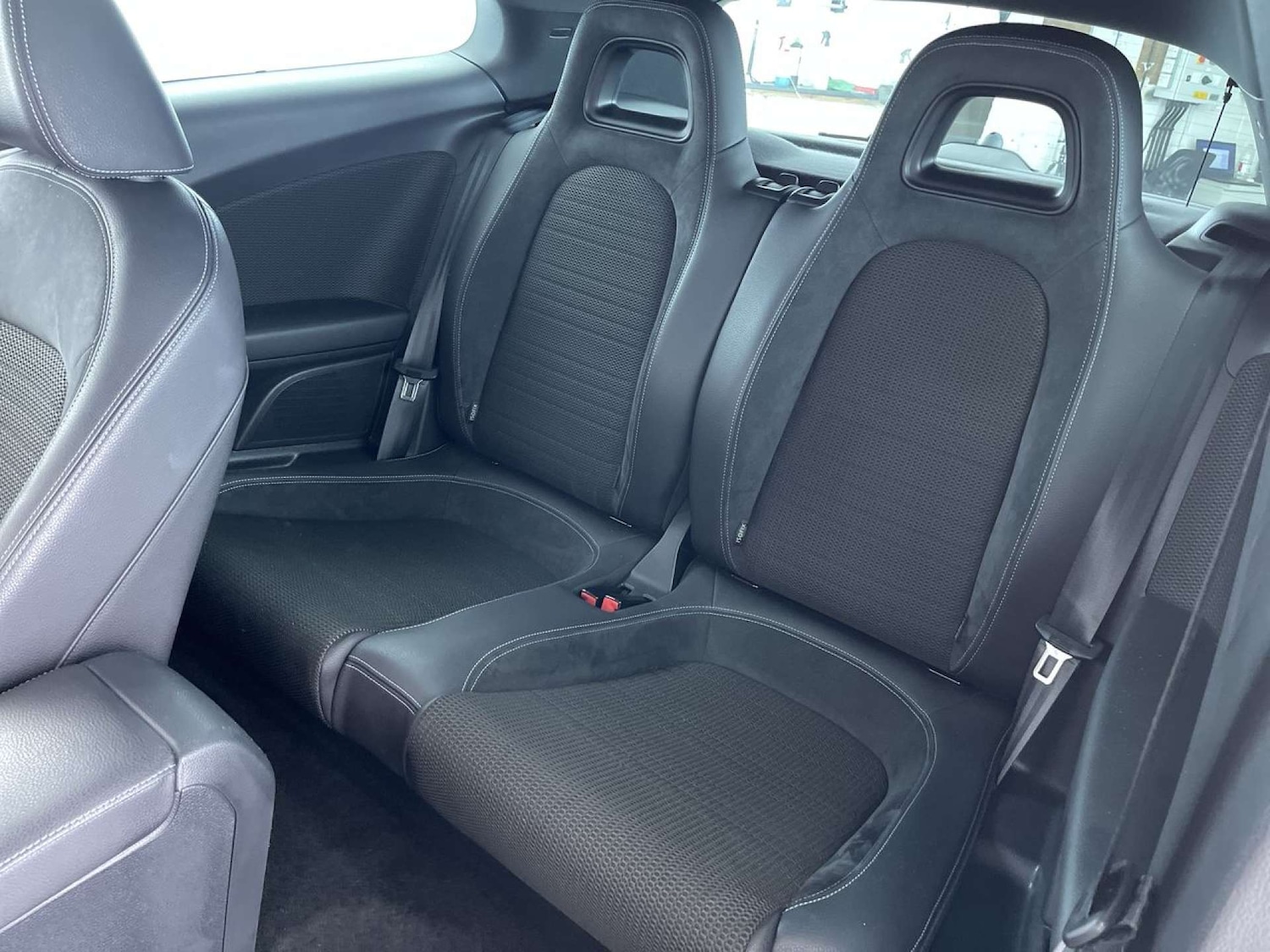 Used Volkswagen Scirocco 2016 for sale - 76404387: Photo 9