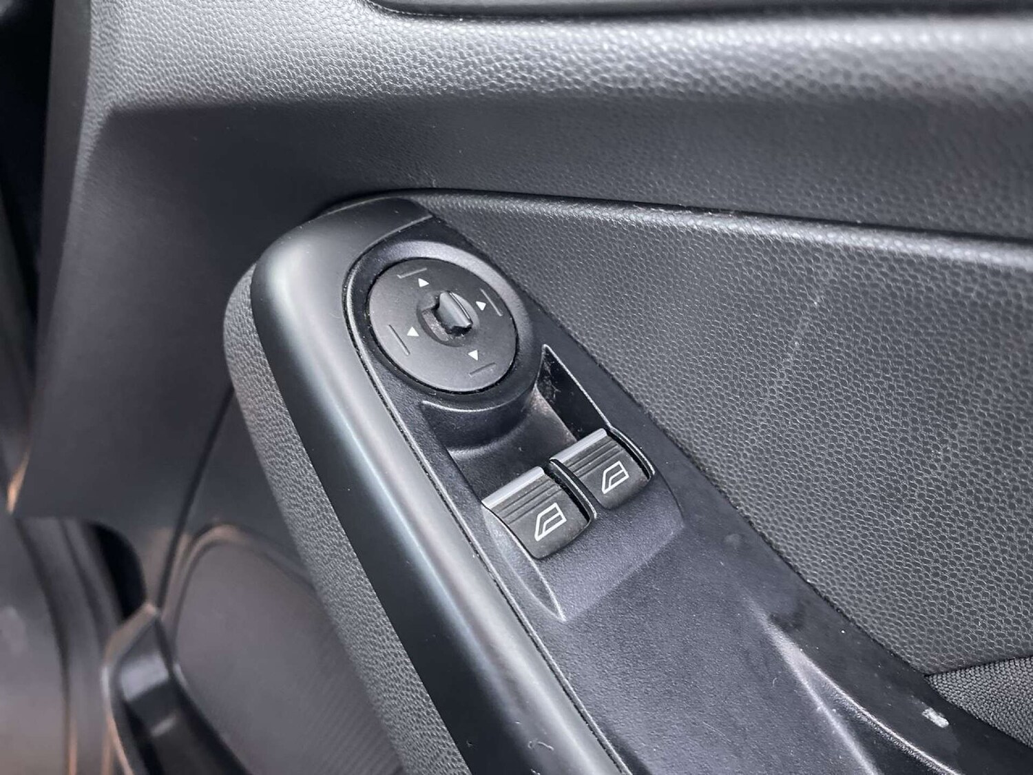 Used Ford Fiesta 2016 for sale - 77590650: Photo 48