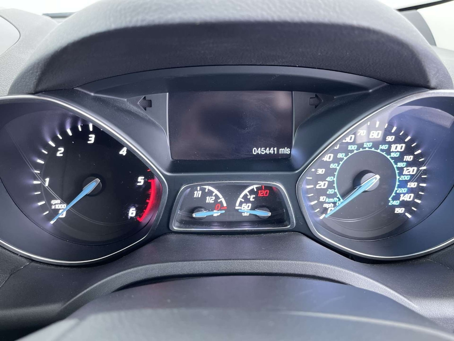 Used Ford Kuga 2016 for sale - 76280372: Photo 39