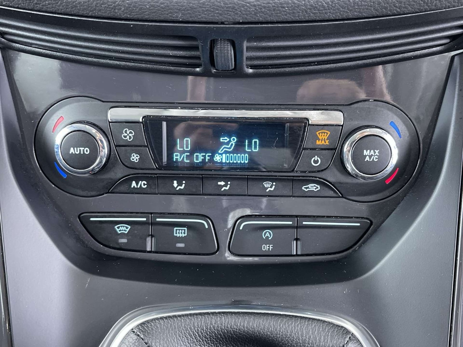 Used Ford Kuga 2016 for sale - 76280372: Photo 43