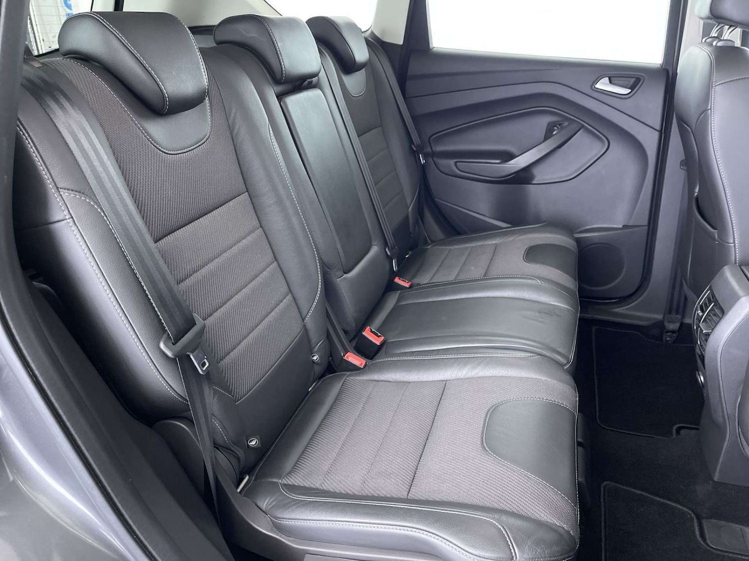 Used Ford Kuga 2016 for sale - 76280372: Photo 9