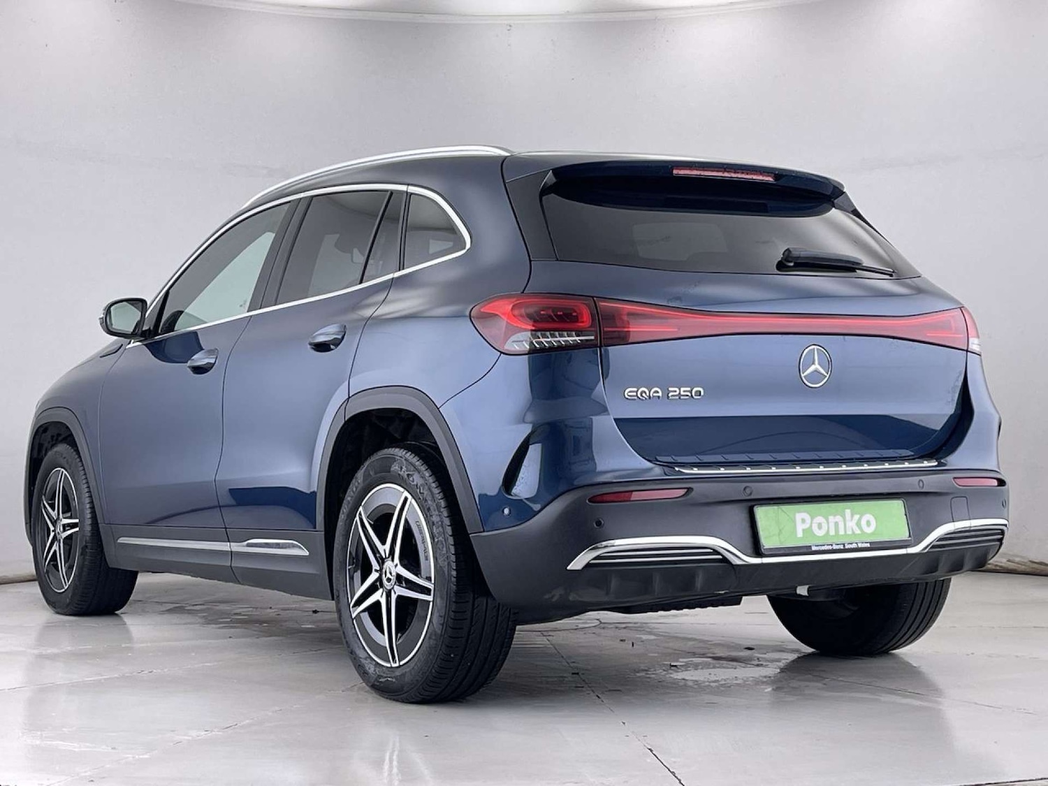 Used Mercedes-Benz EQA 2021 for sale - 76143256: Photo 3